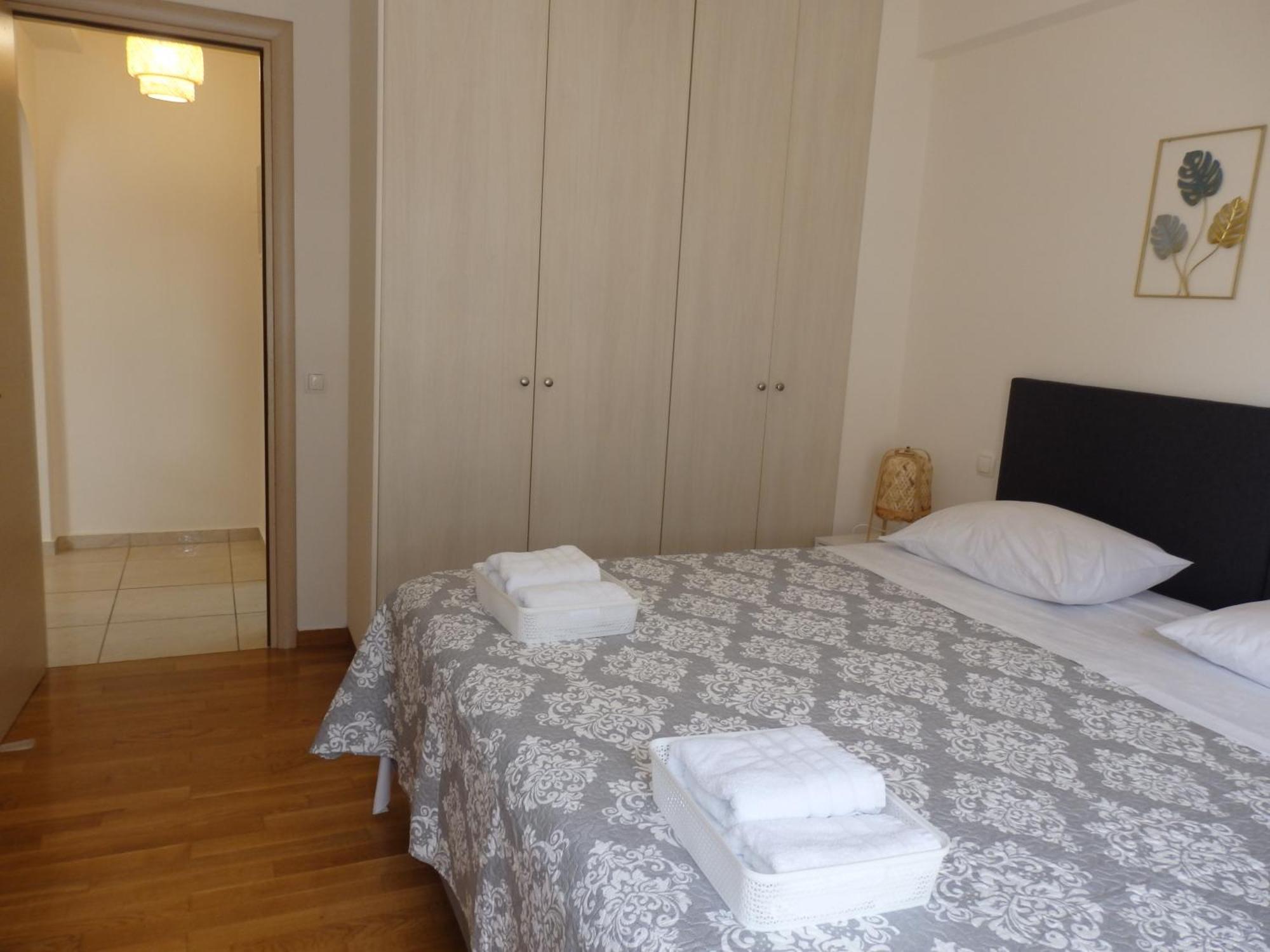 A&J Apartments Or Rooms Athens Airport Markopoulo Mesogaias Экстерьер фото